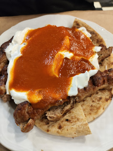 Comentarii opinii despre Η Πόλη