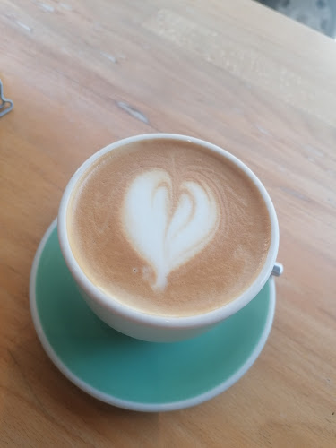 KROSS Coffee Works - Γαστρονομία και φιλοξενία