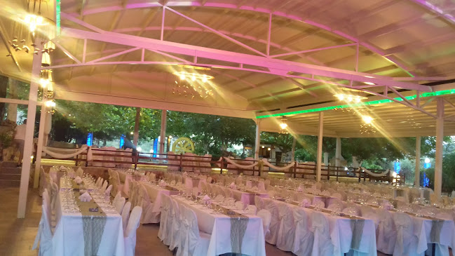 Comentarii opinii despre Κέντρο Δεξιώσεων "Καλτσάς"