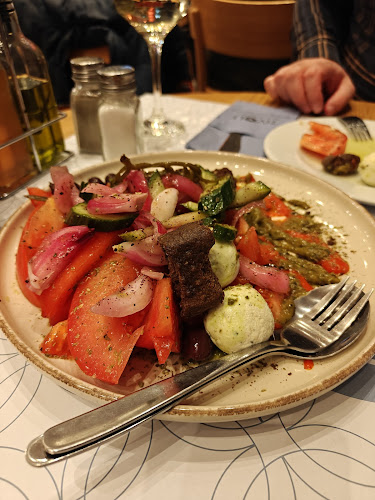 Tivoli - Γαστρονομία και φιλοξενία