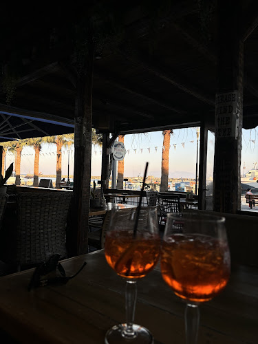 Opinii despre Skala Cafe & Cocktails în Καρδάμαινα - Γαστρονομία και φιλοξενία