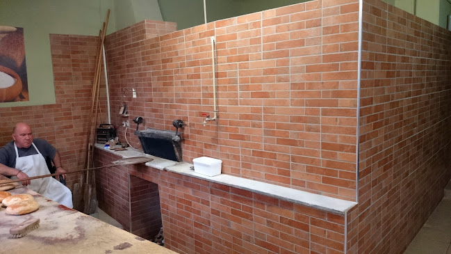 Comentarii opinii despre ''Το Παραδοσιακό'' Ευστάθιος Ανδρέου