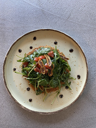 Αχινός - Γαστρονομία και φιλοξενία