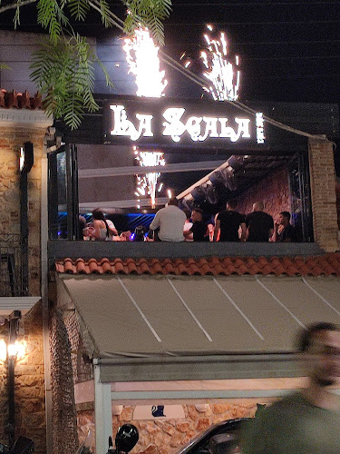 Ακτή Καραϊσκάκη 40, Σαλαμίνα 189 00