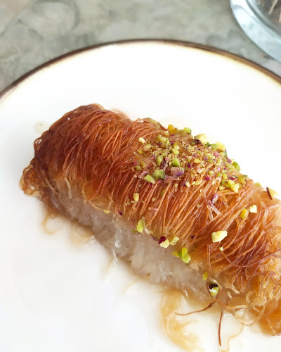 Comentarii opinii despre Κέραμος Γλυκοπωλεῖον