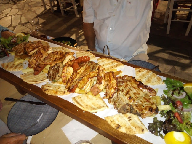 Μεζεδοπωλείο Σχολαρχείο - Γαστρονομία και φιλοξενία