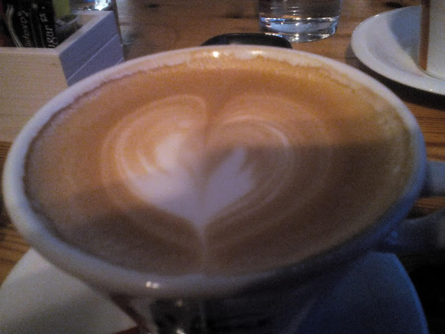 Comentarii opinii despre Waikiki Coffee House