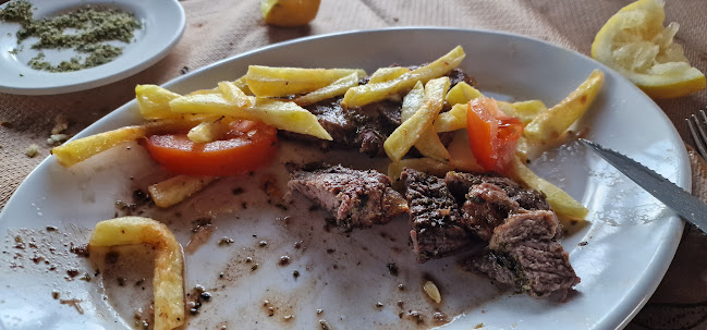 Ανεμοδαρμένο Διάσελο - Γαστρονομία και φιλοξενία