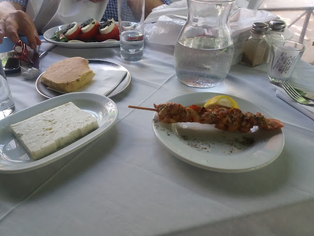 Τσακάλωφ 2, Αθήνα 106 73