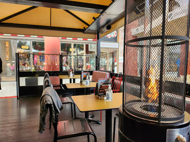 TGI Fridays Αριστοτέλους - Γαστρονομία και φιλοξενία