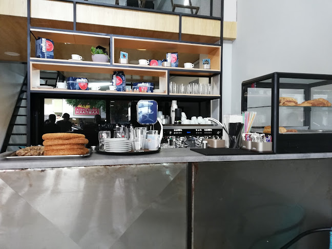 ΚΑΦΕ ΑΚΡΟΒΑΤΗΣ