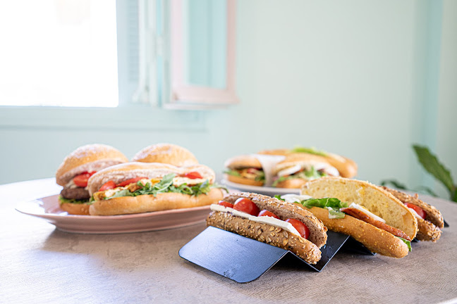 Opinii despre Φούρνος Οικογένεια Βενέρη în Επισκοπή - Γαστρονομία και φιλοξενία