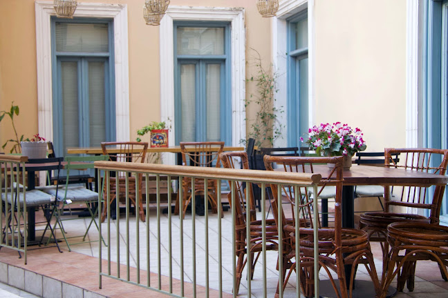 Comentarii opinii despre Mardi Brunch, Coffee & Wine Bar - Brunch Πειραιάς