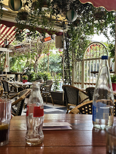 Belle Amie - Πειραιάς