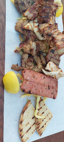 Μεζεδοπωλείο Σχολαρχείο - Γαστρονομία και φιλοξενία