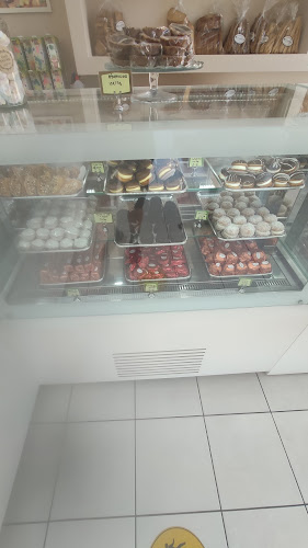 Opinii despre Ζαχαροπλαστειο Σπυριδακης în Ηράκλειο - Γαστρονομία και φιλοξενία