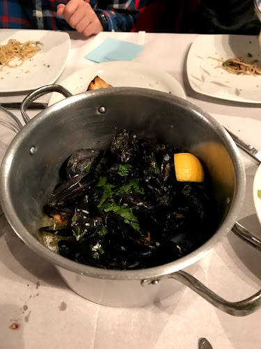 Το Καρέ του Μεζέ - Γαστρονομία και φιλοξενία