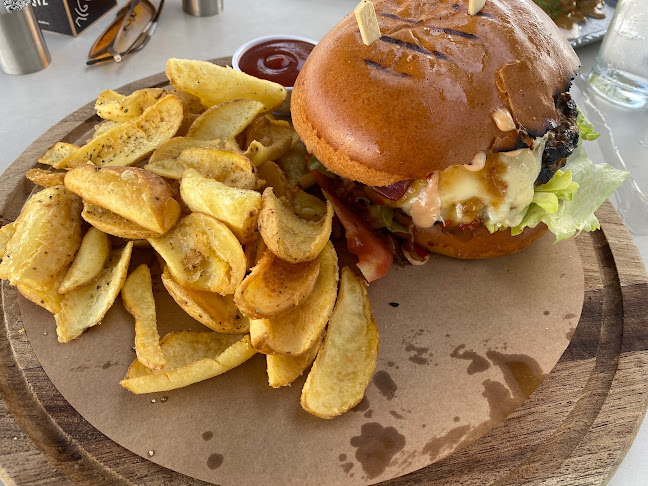 Opinii despre Pisina în Πειραιάς - Γαστρονομία και φιλοξενία