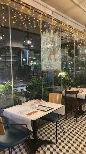 Θεσσαλονίκης 25, Γέρακας 153 44