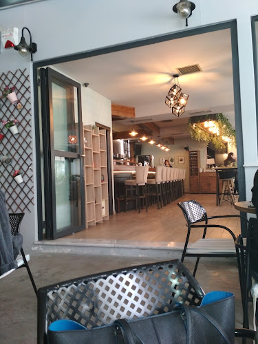 Comentarii opinii despre Jardin Espresso Bar