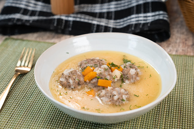 Σαχτούρη 27, Πειραιάς 185 36