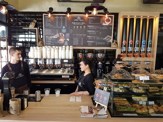 Λεωφ. Βασιλέως Κωνσταντίνου 216, Κορωπί 194 00