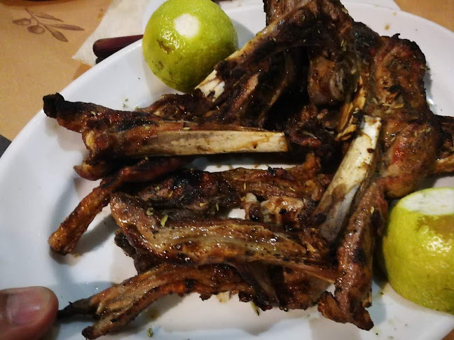 Είρωνες Και Οινοπότες