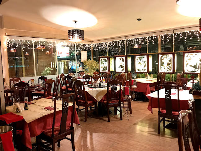 Θεμιστοκλέους 27, Γλυφάδα 166 74