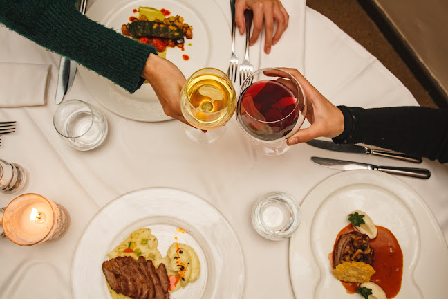 17 Εστιατόριο - Μπαρ - Αθήνα