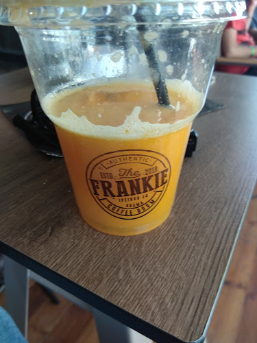 Frankie Coffee Room - Γαστρονομία και φιλοξενία