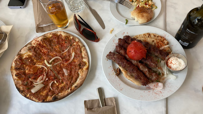 Opinii despre "Αρχηγείον", Σουβλάκι - Κεμπάπ - Ξυλόφουρνος în Γέρακας - Γαστρονομία και φιλοξενία