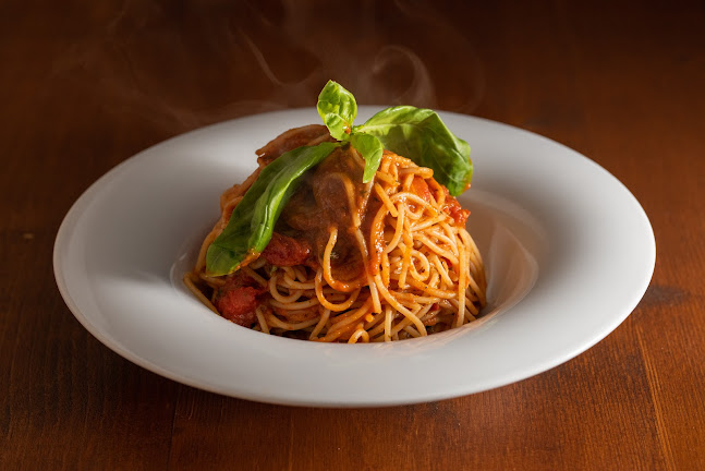 Azuro - Γαστρονομία και φιλοξενία