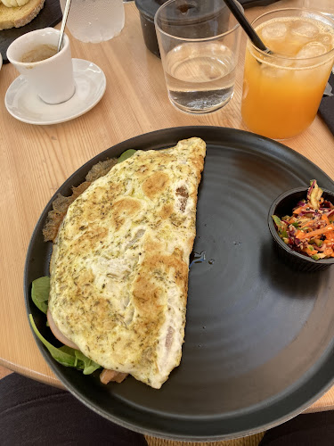 Comentarii opinii despre Come Back