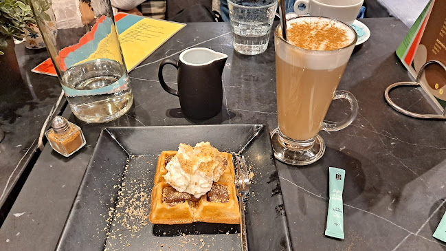 Comentarii opinii despre Le Jardin Extraordinaire Café