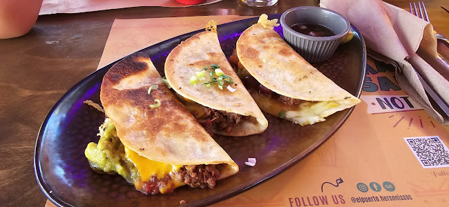 El Puerto - Mexican & Steak Seaside Bar Restaurant | Cocktails - Γαστρονομία και φιλοξενία