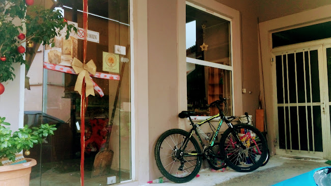 Παραδοσιακος φουρνος με ξυλα Σταυράκης Δημ.Νικολαος - Λογγά