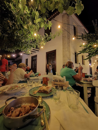 ΑΛΕΞΑΝΔΡΟΣ - Γαστρονομία και φιλοξενία