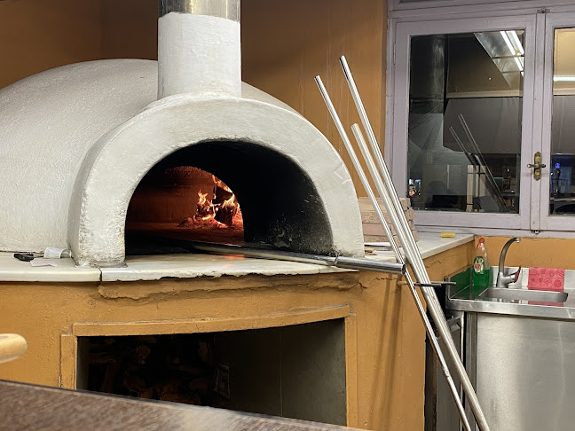 Carrera's Πιτσαρία Με Ξυλόφουρνο - Ναύπλιο