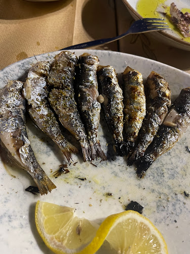 Κουντουριωτη 8, Λαύριο 195 00