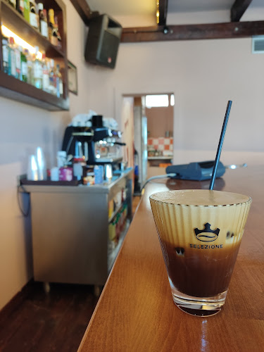 Opinii despre Pub on the square în Πλαταριά - Γαστρονομία και φιλοξενία