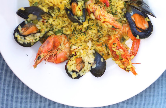 Cavo - Γαστρονομία και φιλοξενία