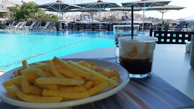 Pisina - Γαστρονομία και φιλοξενία