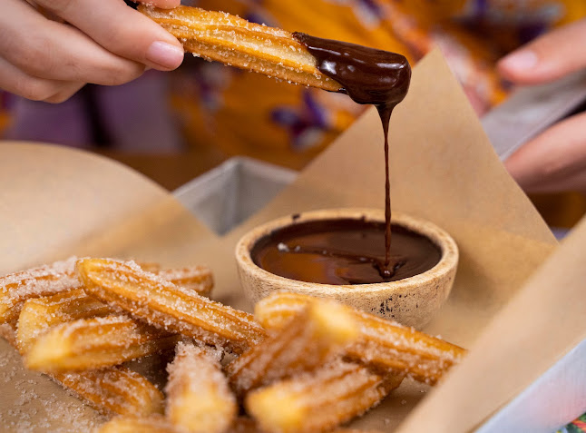 Mamacita - Taquería y Coctelería