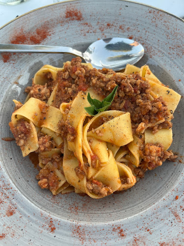 Ιερού Λόχου 48, Ιαλυσός 851 01