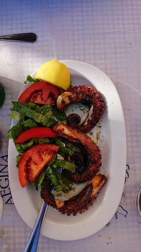 Comentarii opinii despre Εστιατόριο Τα Καραφάκια