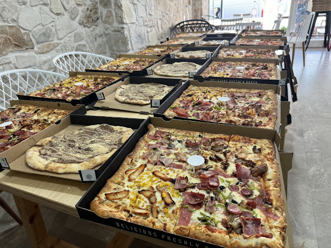 Καπαριανα, Μοίρες 704 00