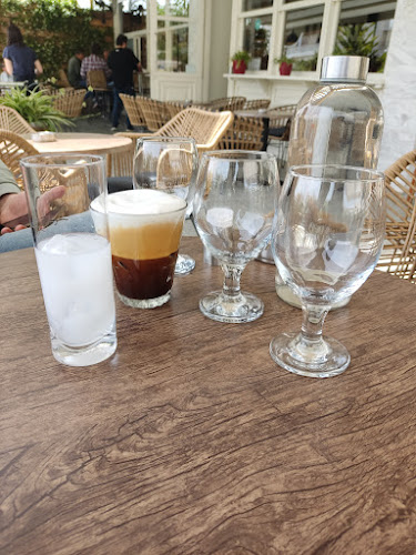 Opinii despre mon mont cafe bar în Ηλιούπολη - Γαστρονομία και φιλοξενία