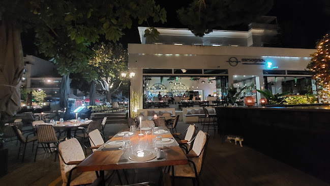 Ναυαρίνου 2, Καλαμάτα 241 00