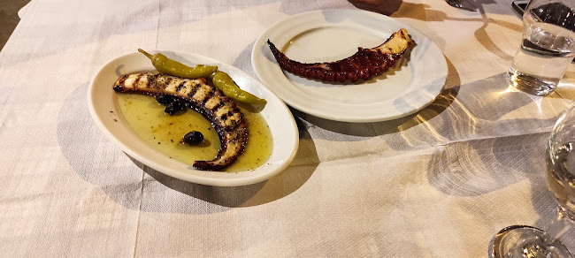 Tavern "To Filaraki" - Γαστρονομία και φιλοξενία