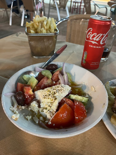 Opinii despre Εκείνες ... μόνο! în Διακοπτό - Γαστρονομία και φιλοξενία